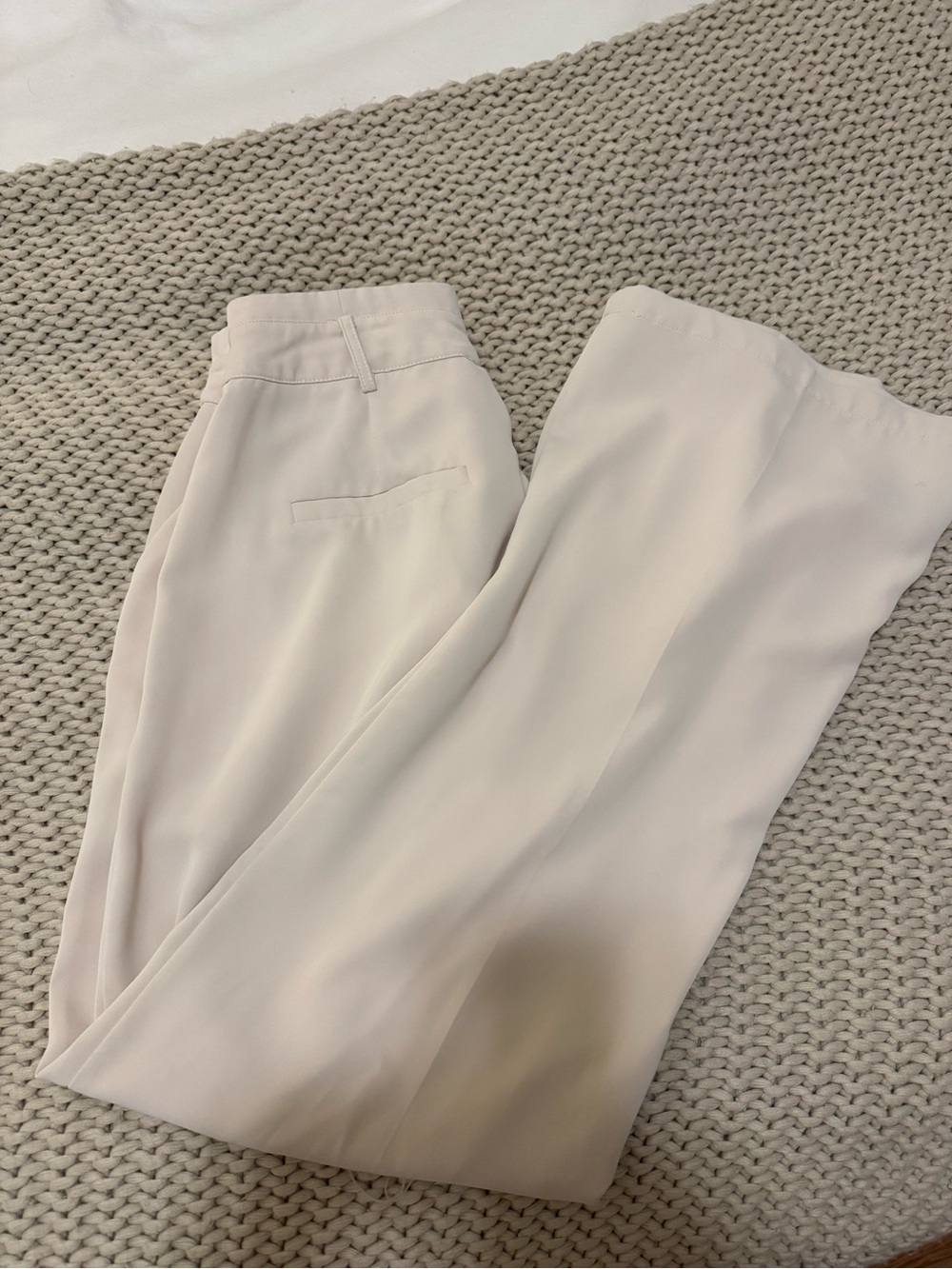 Le Lis Light Cream High-Waist Trousers